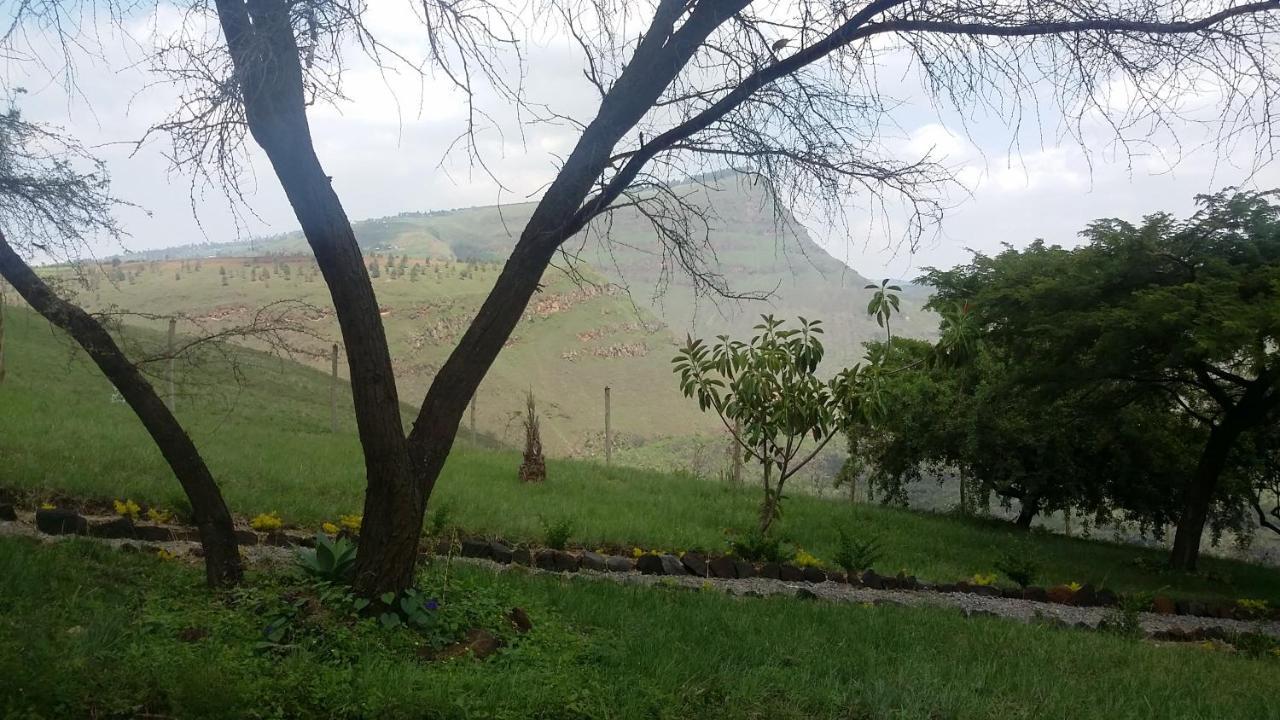 Maili Saba Camp Villa Nakuru Ngoại thất bức ảnh