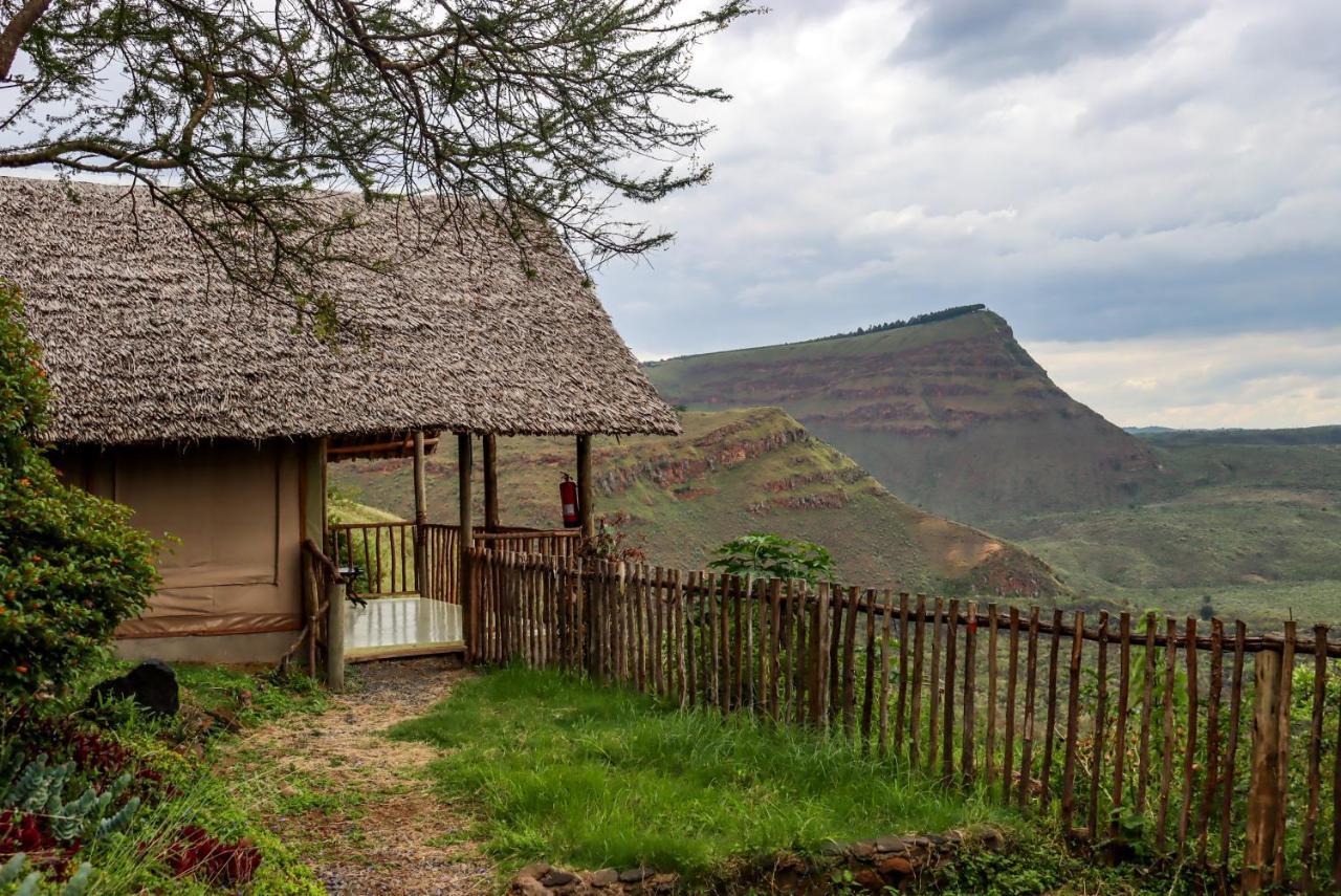 Maili Saba Camp Villa Nakuru Ngoại thất bức ảnh