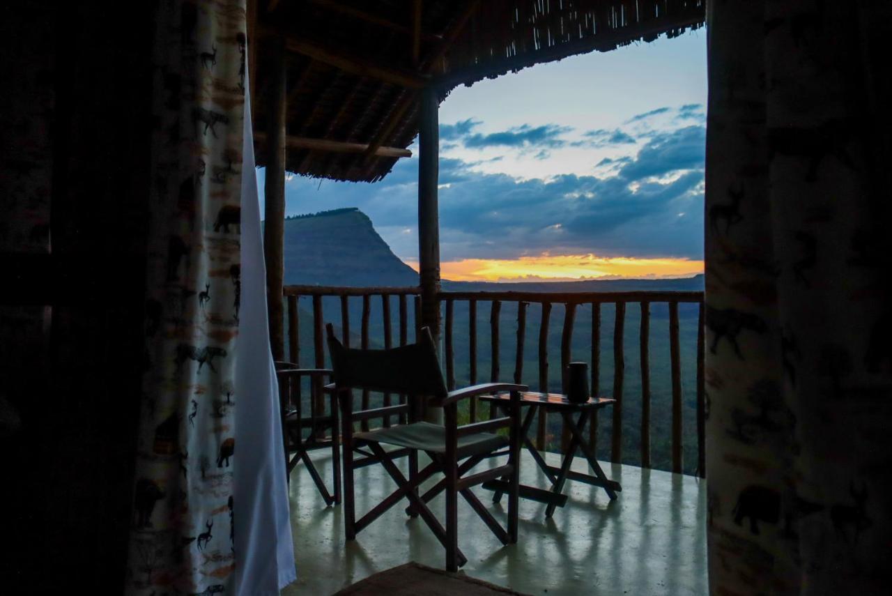 Maili Saba Camp Villa Nakuru Ngoại thất bức ảnh