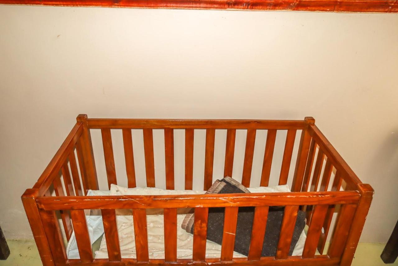 Maili Saba Camp Villa Nakuru Ngoại thất bức ảnh