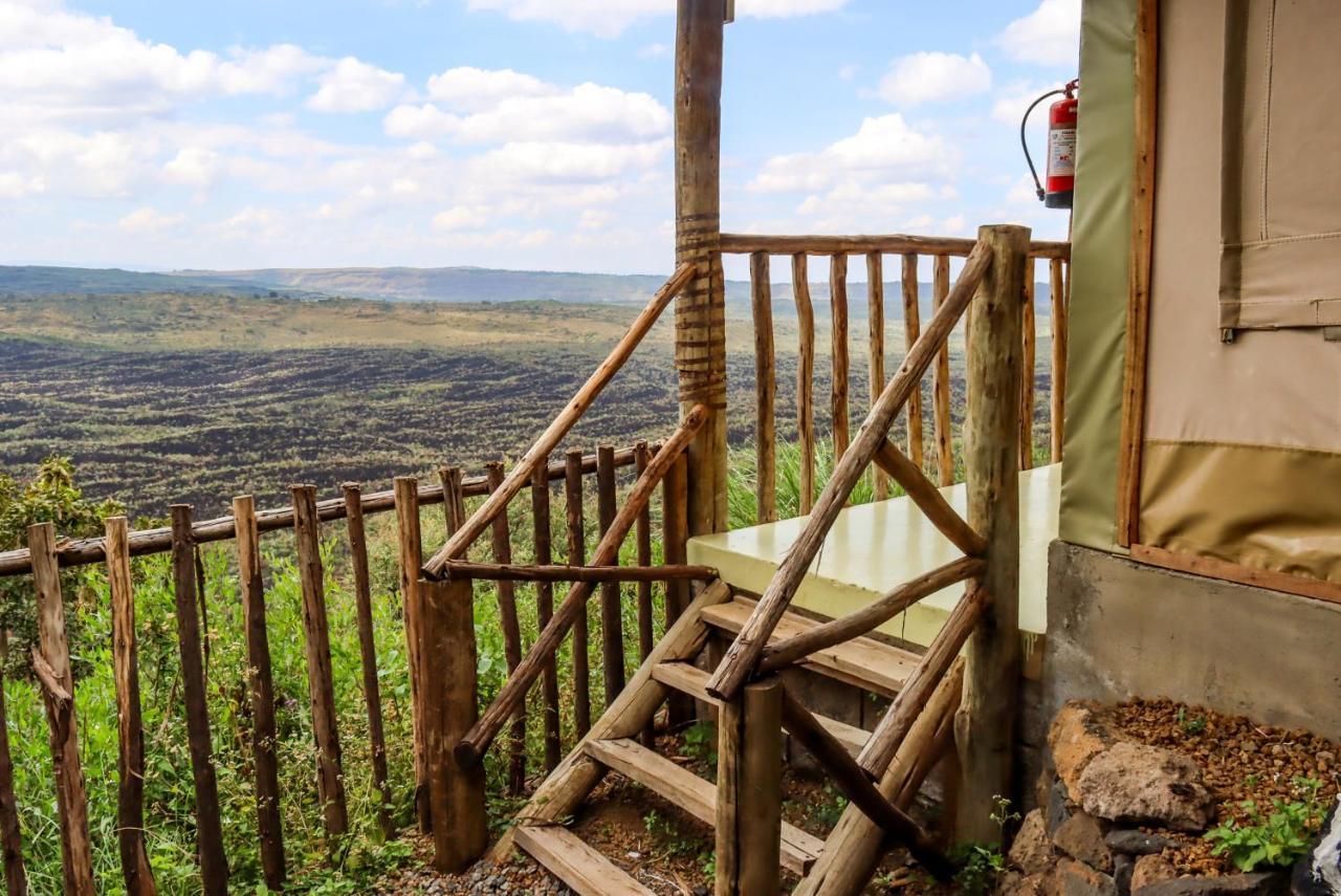 Maili Saba Camp Villa Nakuru Ngoại thất bức ảnh