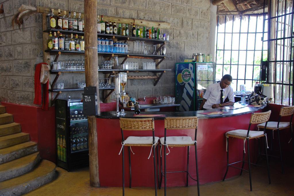 Maili Saba Camp Villa Nakuru Ngoại thất bức ảnh
