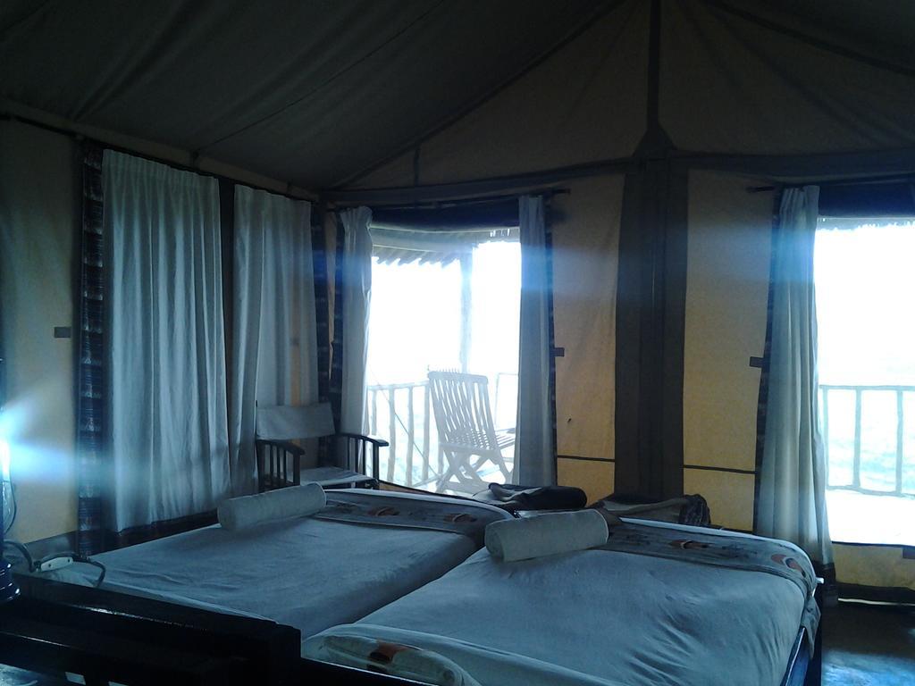 Maili Saba Camp Villa Nakuru Phòng bức ảnh